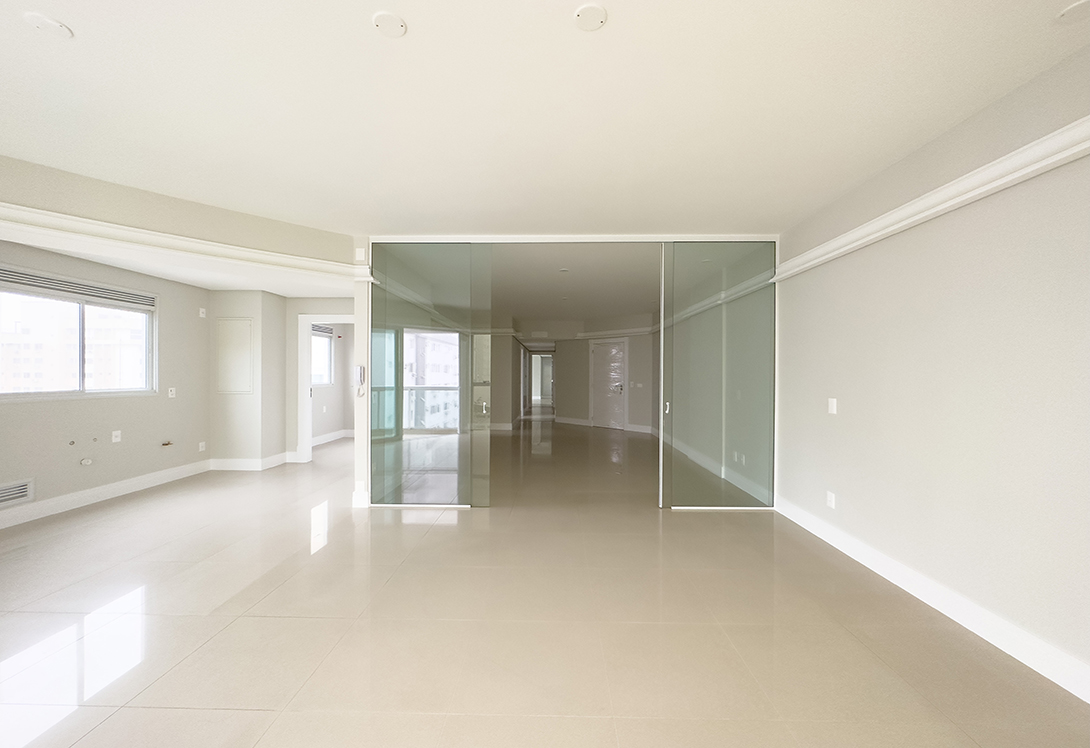 Apartamento no Edifício Villa Florence no Centro de Balneário Camboriú - foto 15