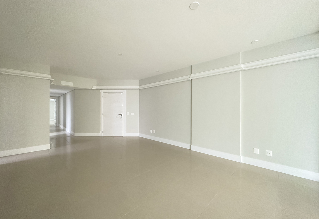 Apartamento no Edifício Villa Florence no Centro de Balneário Camboriú - foto 17