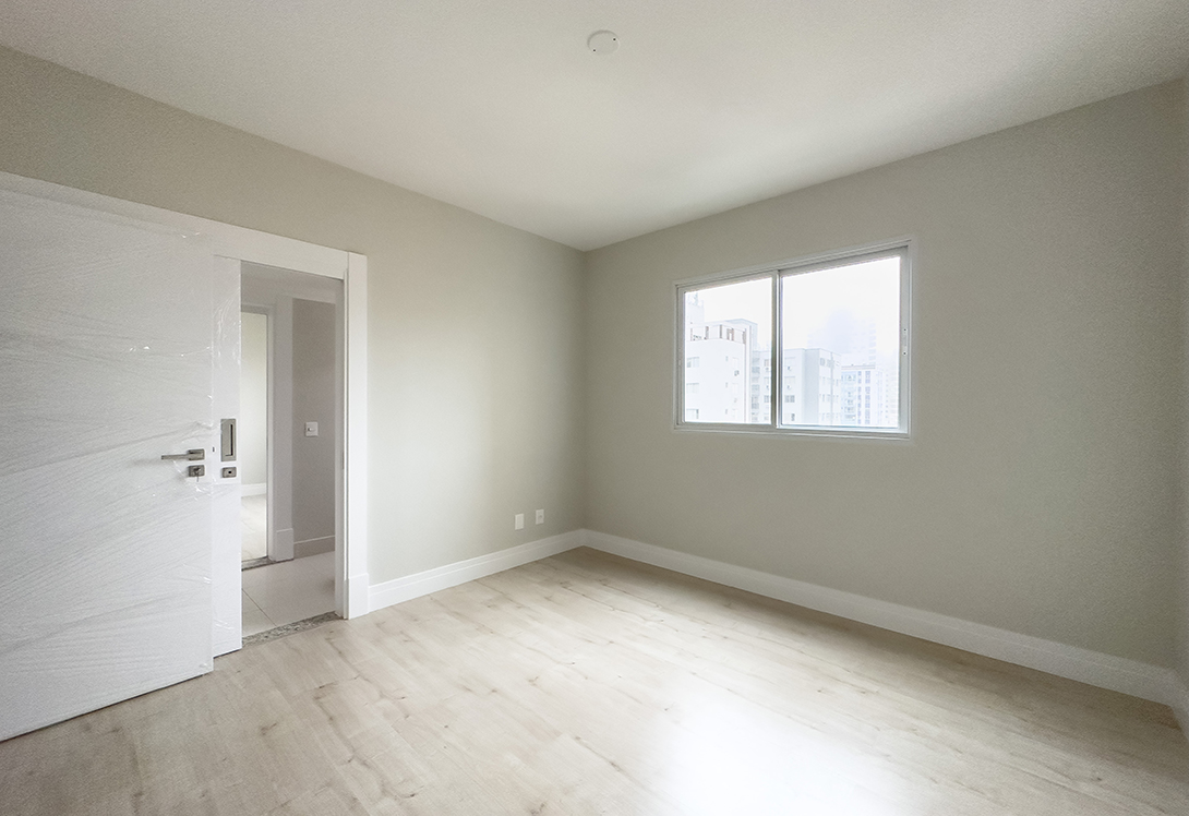 Apartamento no Edifício Villa Florence no Centro de Balneário Camboriú - foto 28