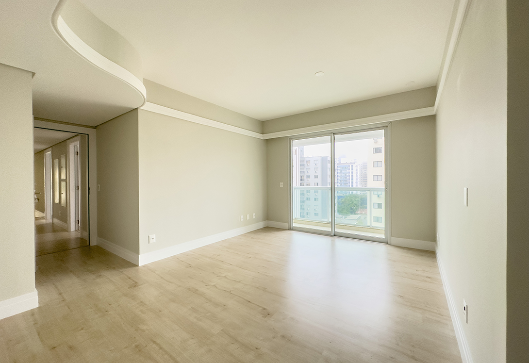 Apartamento no Edifício Villa Florence no Centro de Balneário Camboriú - foto 31