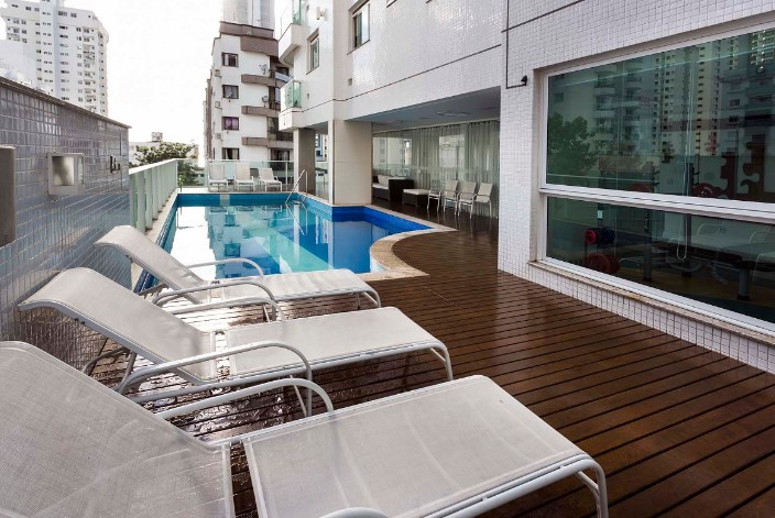 Apartamento no Edifício Villa Florence no Centro de Balneário Camboriú - foto 44