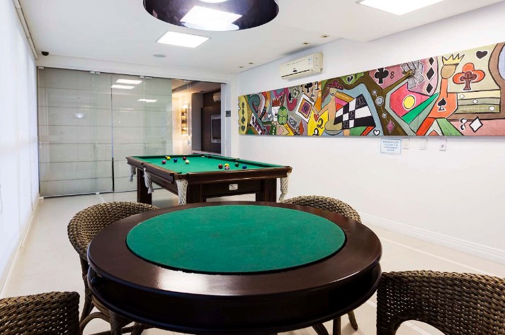 Apartamento no Edifício Villa Florence no Centro de Balneário Camboriú - foto 50