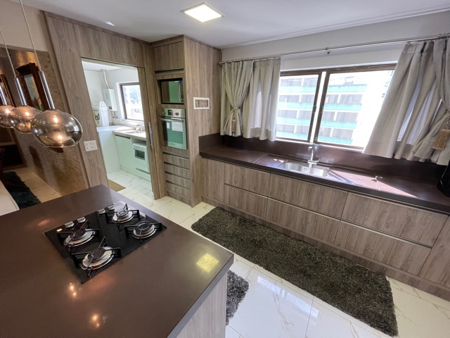 Apartamento no Edifício Boston em Balneário Camboriú - foto 9