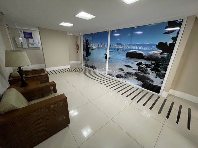 Apartamento no Edifício Boston em Balneário Camboriú - foto 37