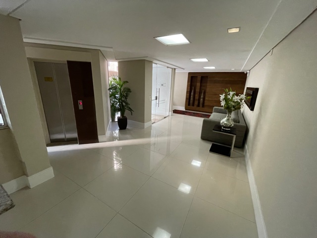 Apartamento no Edifício Boston em Balneário Camboriú - foto 38
