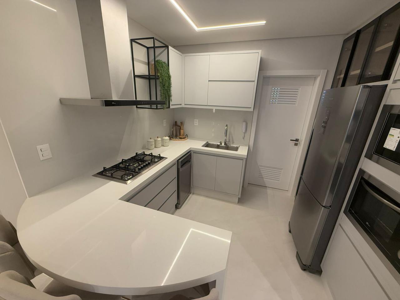 Apartamento no Edifício Tesla Residencial em Balneário Camboriú - foto 14