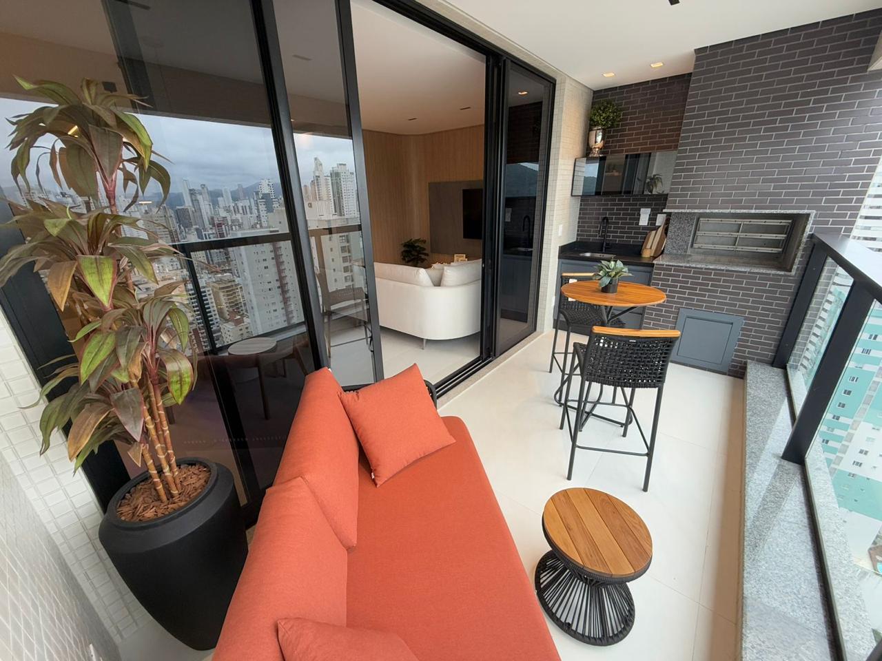 Apartamento no Edifício Tesla Residencial em Balneário Camboriú - foto 18