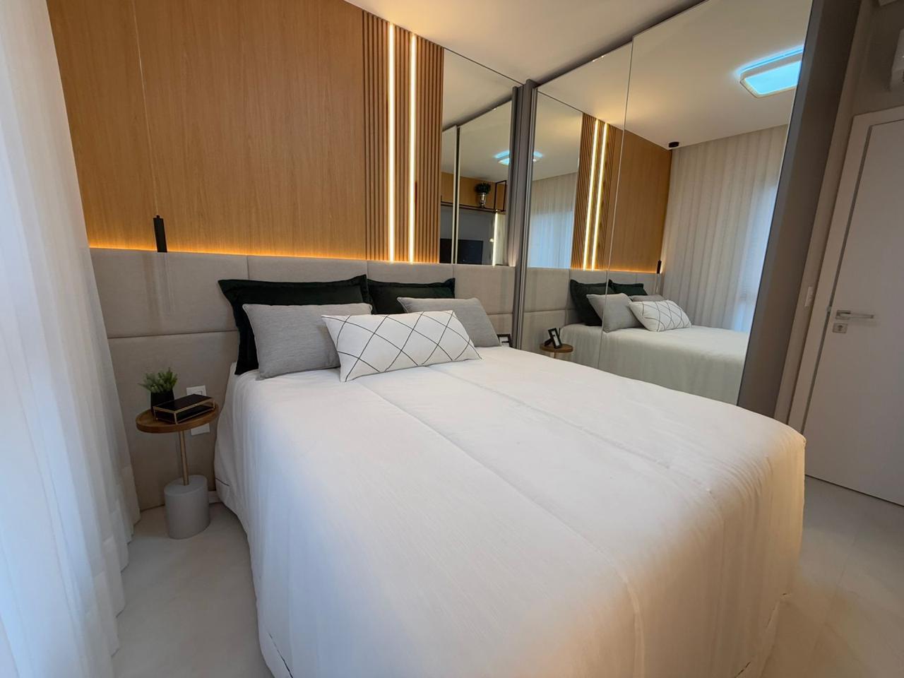 Apartamento no Edifício Tesla Residencial em Balneário Camboriú - foto 31