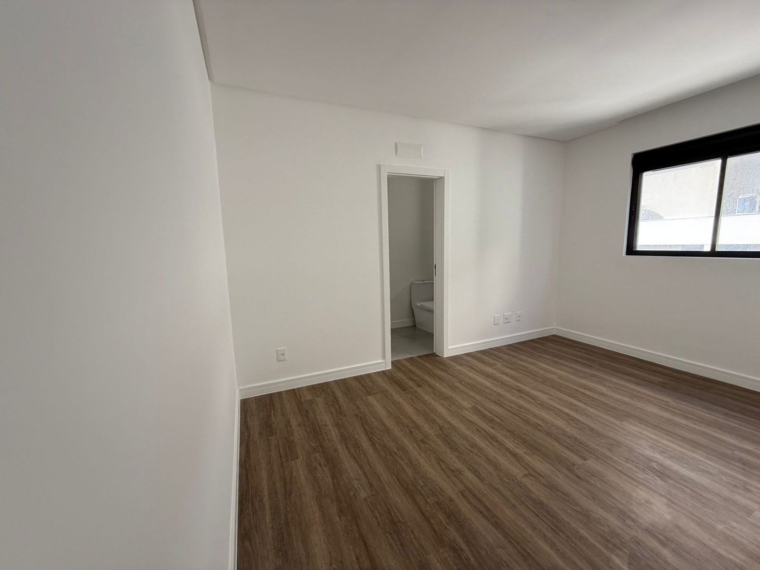 Apartamento no Edifício Diamond Tower em Itapema - foto 16