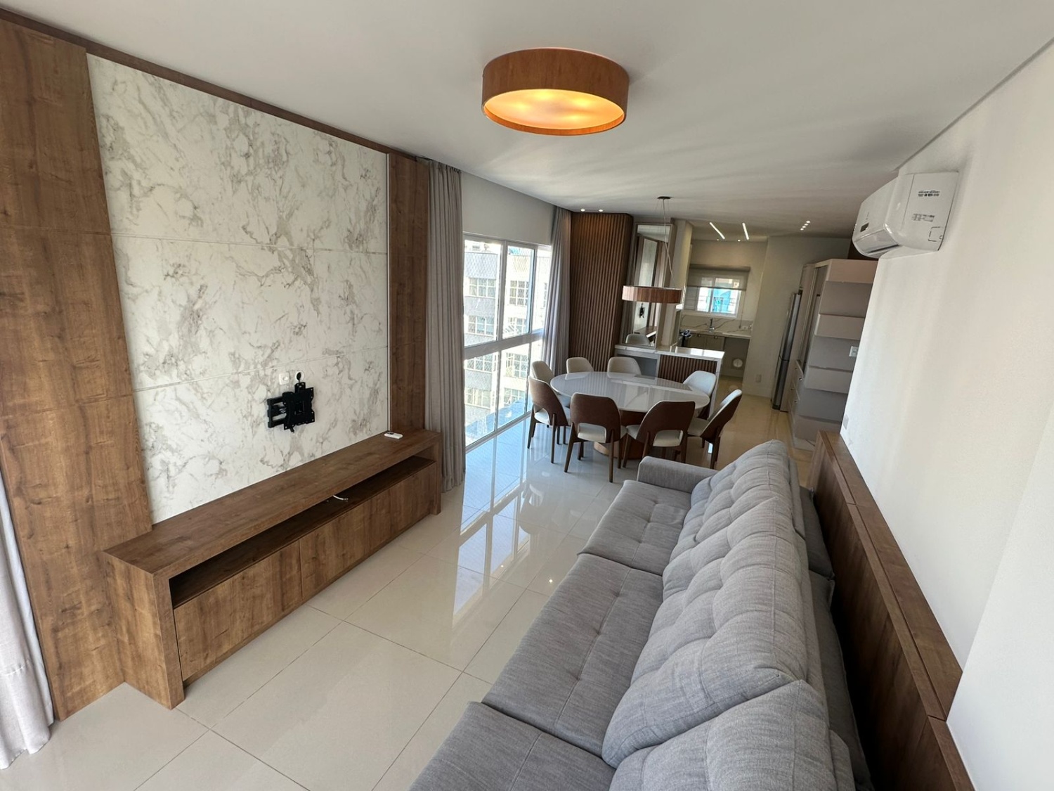 Apartamento no Ed. Salvatore Residenziale em Balneário Camboriú - foto 4