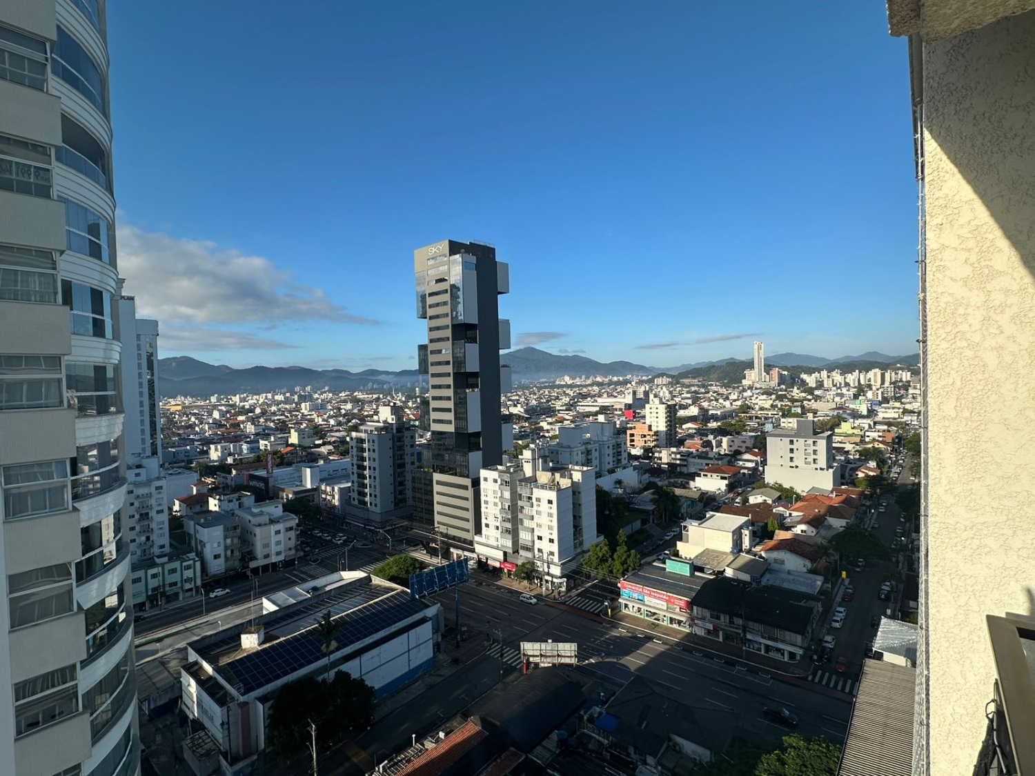Apartamento no Ed. Salvatore Residenziale em Balneário Camboriú - foto 17