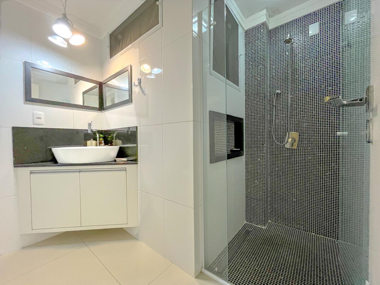 Apartamento no Edifício Imperador em Balneário Camboriú - foto 19