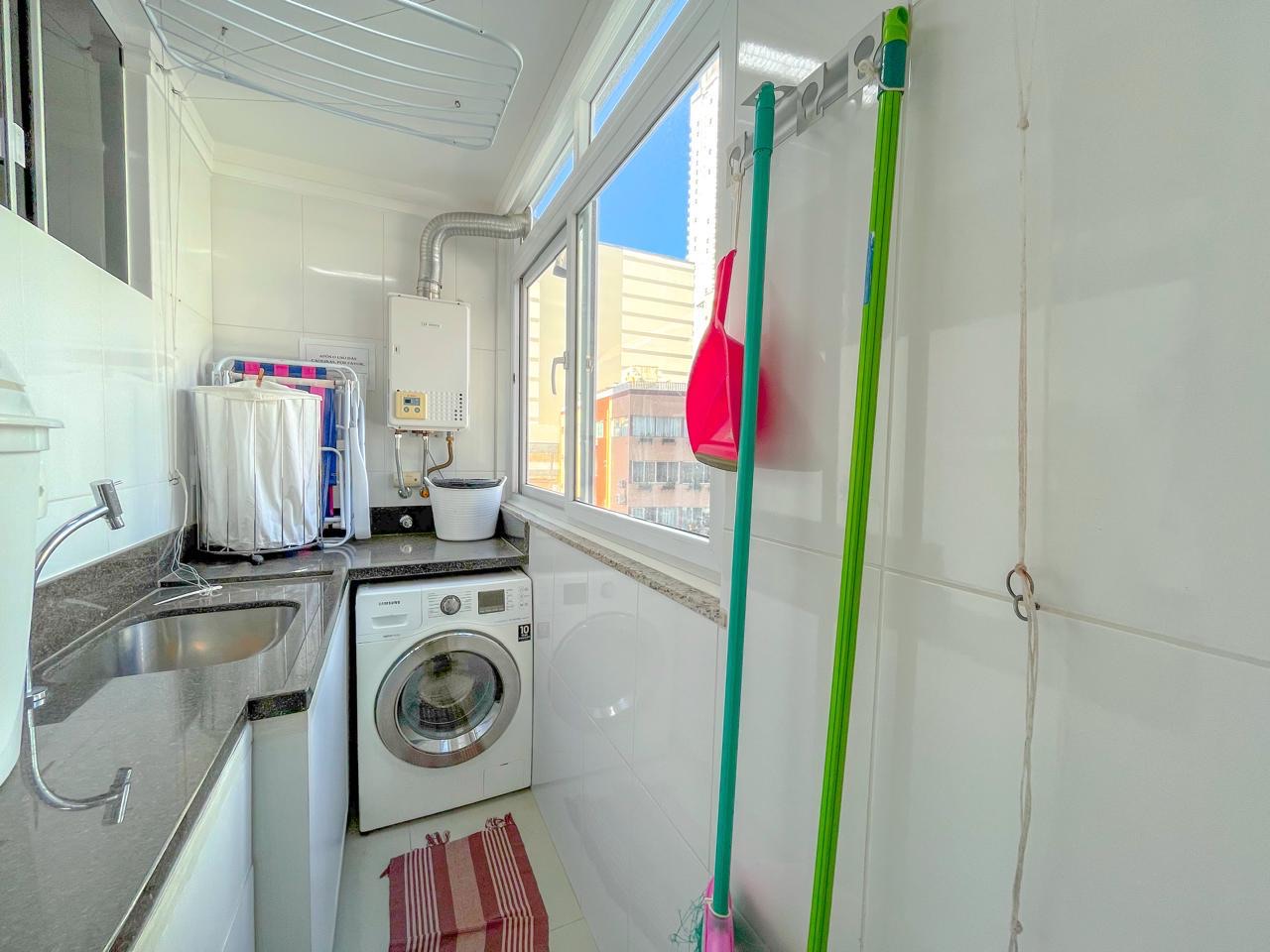 Apartamento no Edifício Imperador em Balneário Camboriú - foto 22