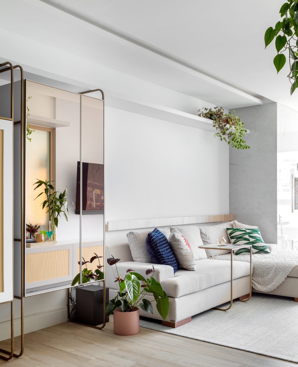 Apartamento no Edifício Porto Madeiro na Praia Brava - foto 7