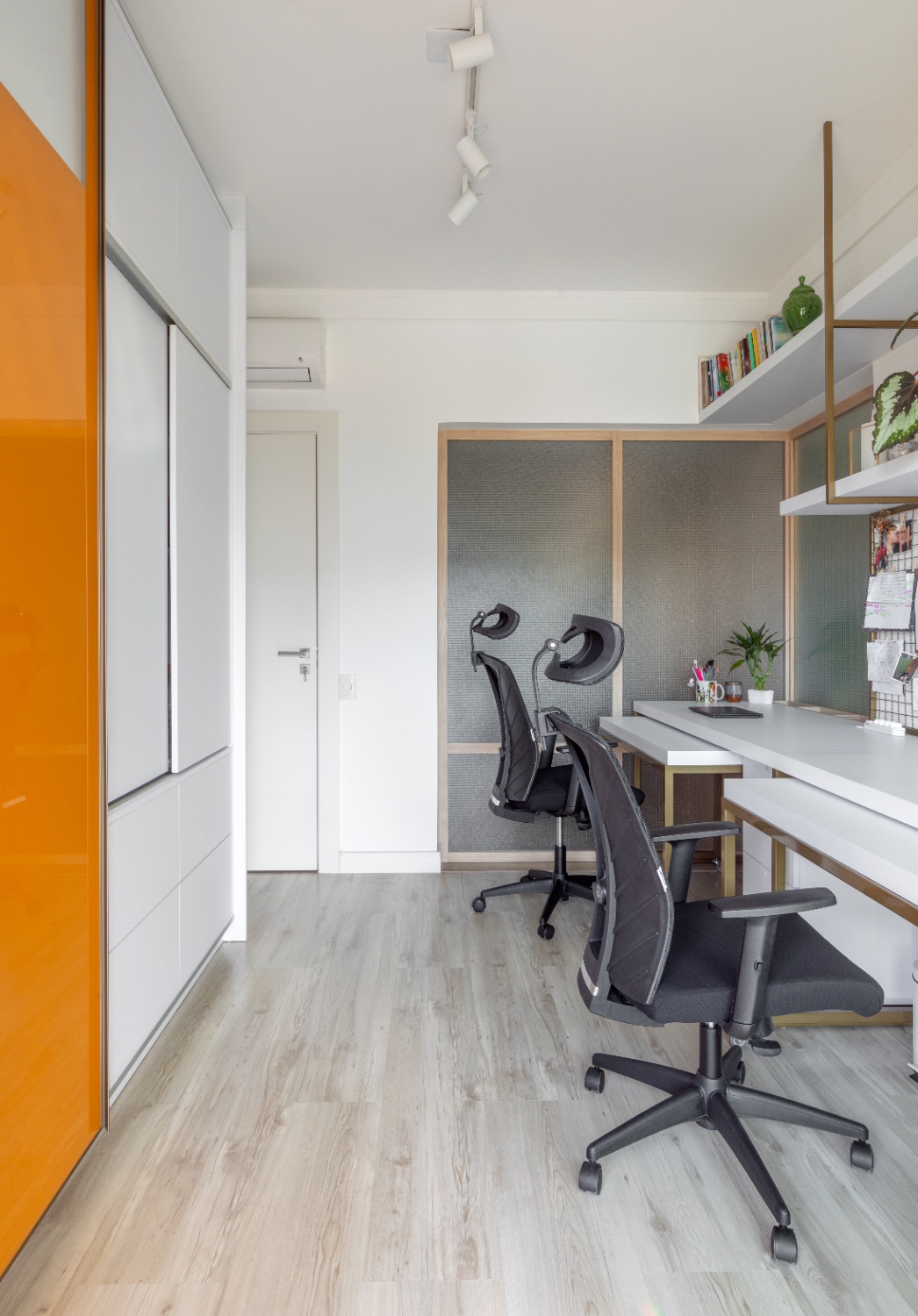 Apartamento no Edifício Porto Madeiro na Praia Brava - foto 24