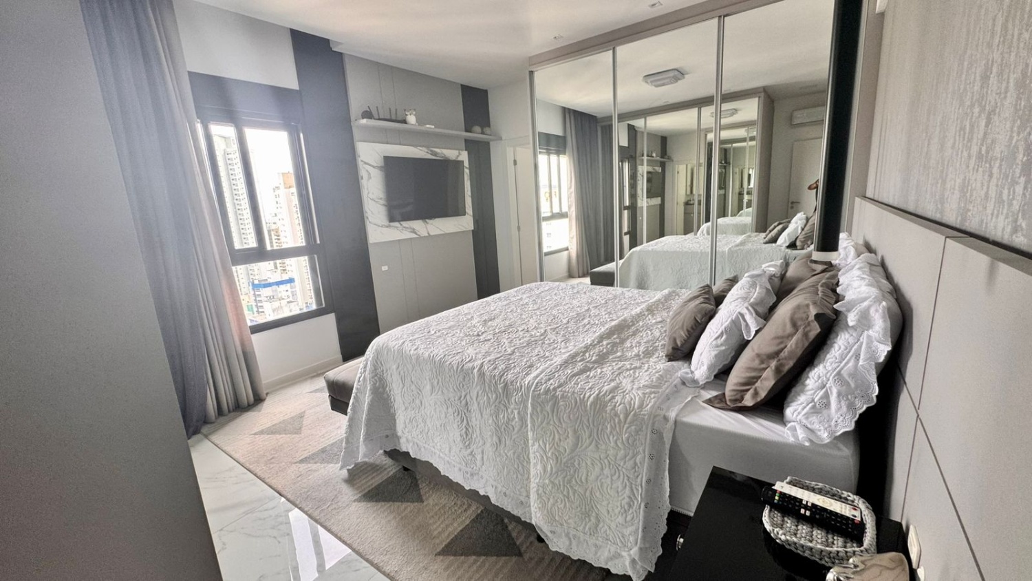 Apartamento no Edifício Florence Garden em Balneário Camboriú - foto 12