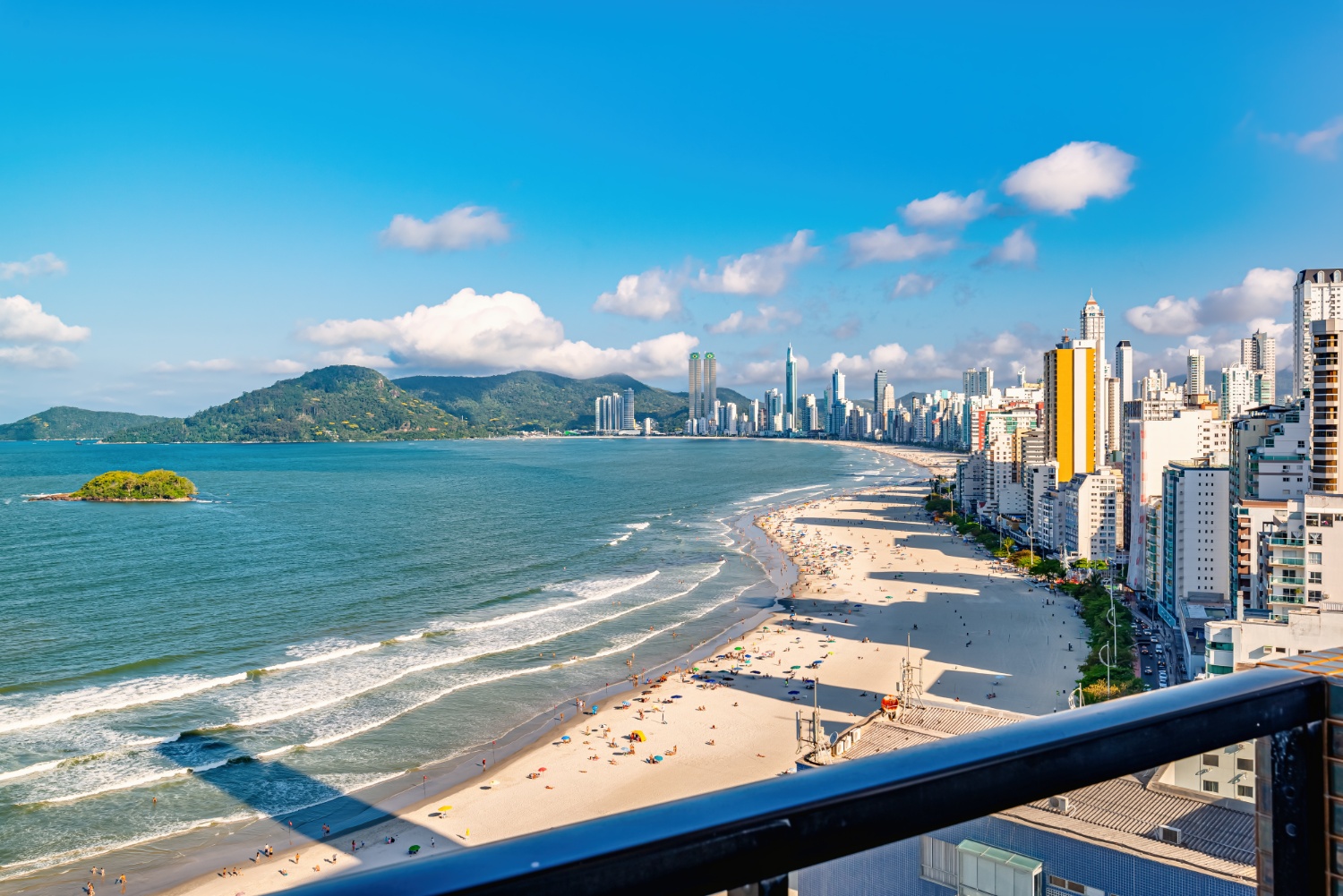 Apartamento no Edifício Concorde Frente Mar em Balneário Camboriú - foto 5