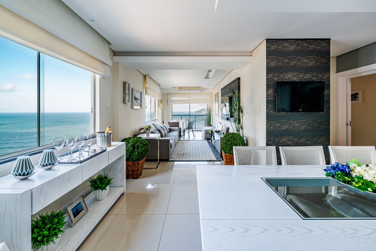 Apartamento no Edifício Concorde Frente Mar em Balneário Camboriú - foto 7