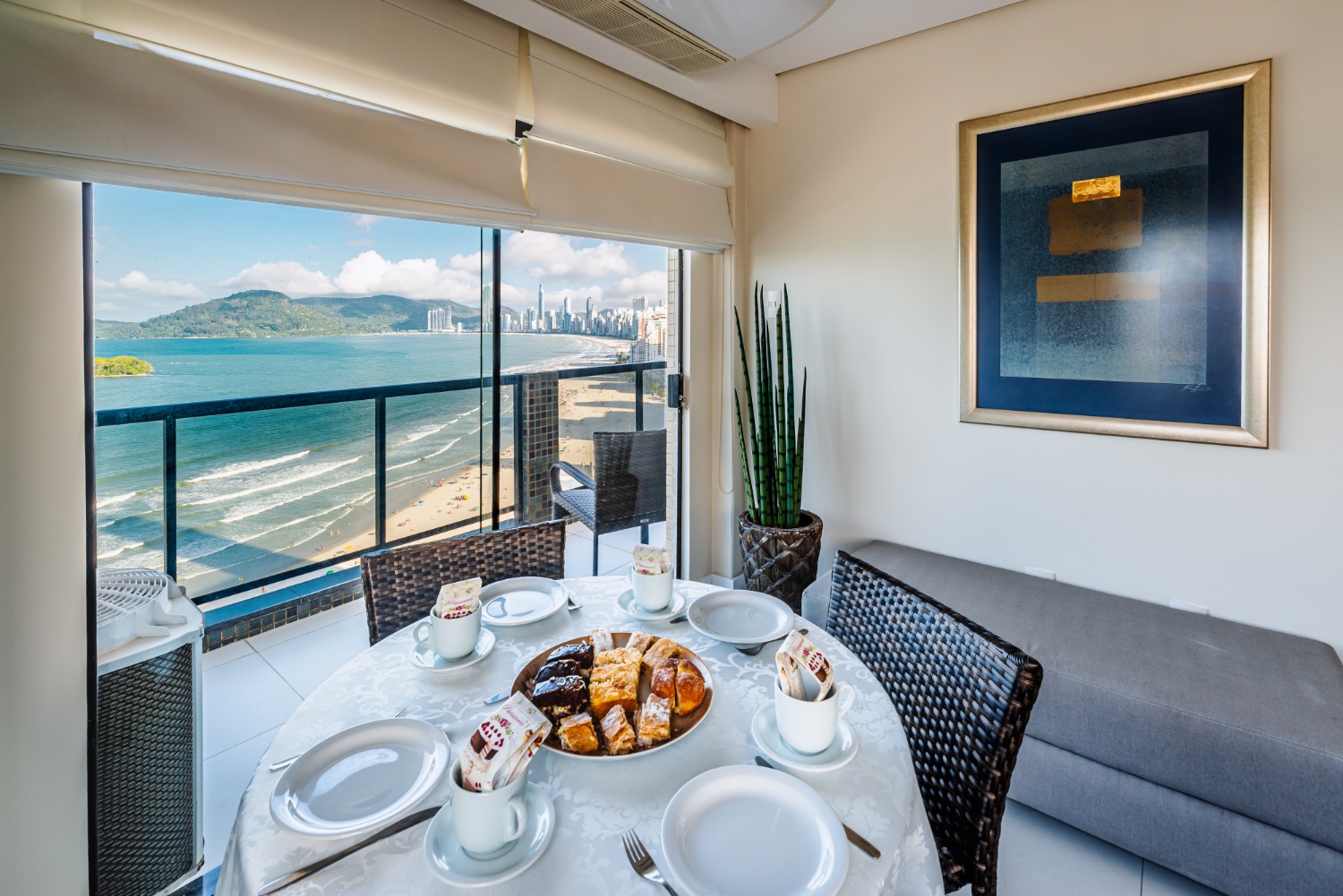 Apartamento no Edifício Concorde Frente Mar em Balneário Camboriú - foto 14
