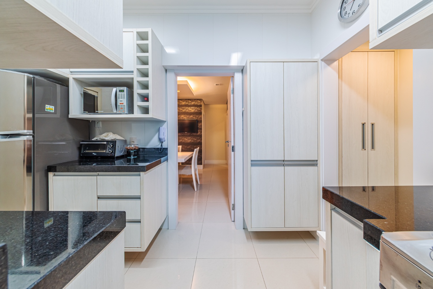 Apartamento no Edifício Concorde Frente Mar em Balneário Camboriú - foto 24
