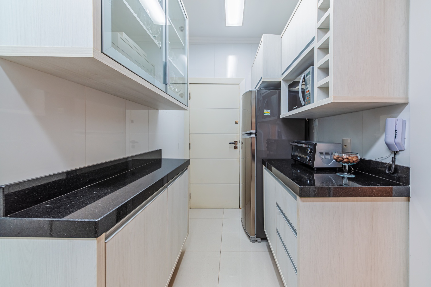 Apartamento no Edifício Concorde Frente Mar em Balneário Camboriú - foto 26