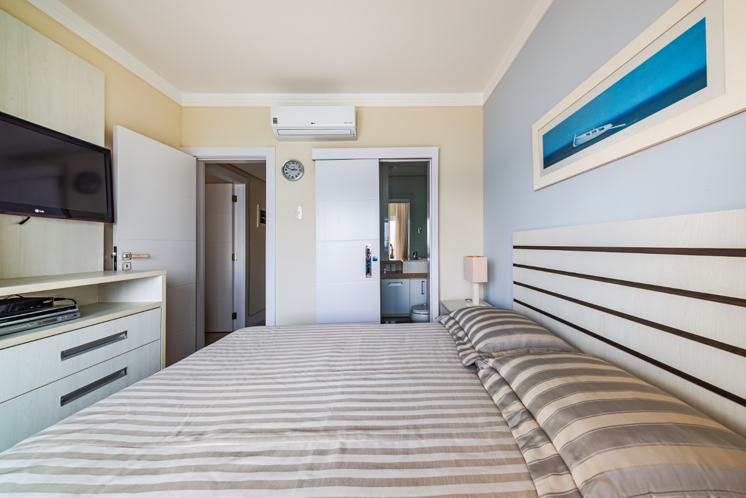 Apartamento no Edifício Concorde Frente Mar em Balneário Camboriú - foto 32