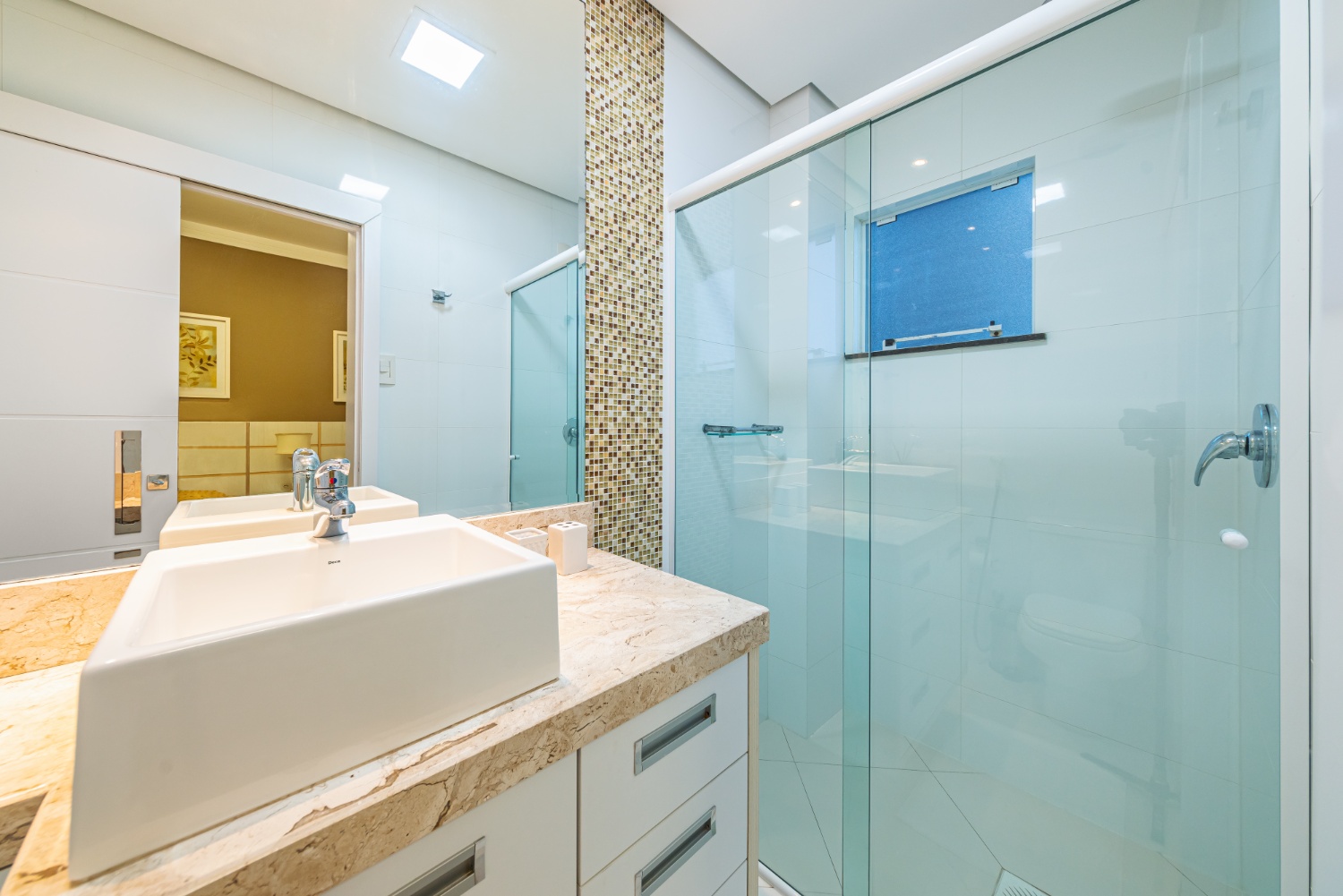 Apartamento no Edifício Concorde Frente Mar em Balneário Camboriú - foto 45