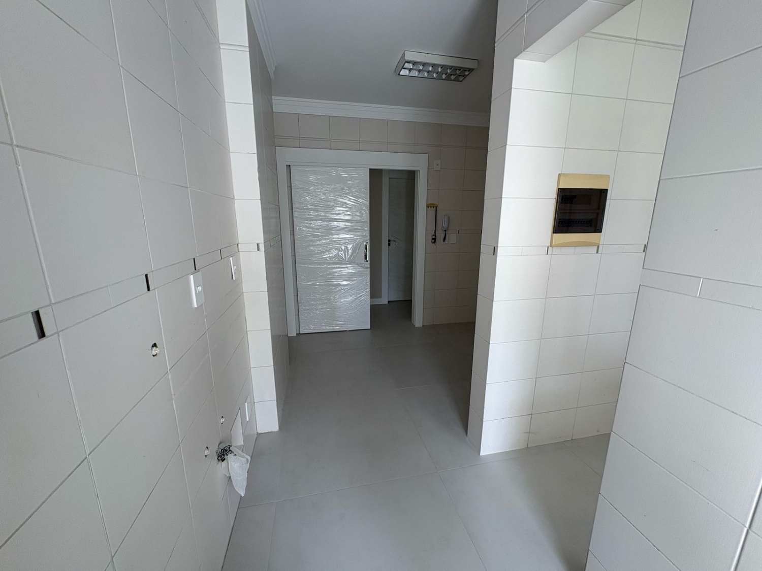Apartamento no Edifício Giuseppe Verdi em Balneário Camboriú - foto 7