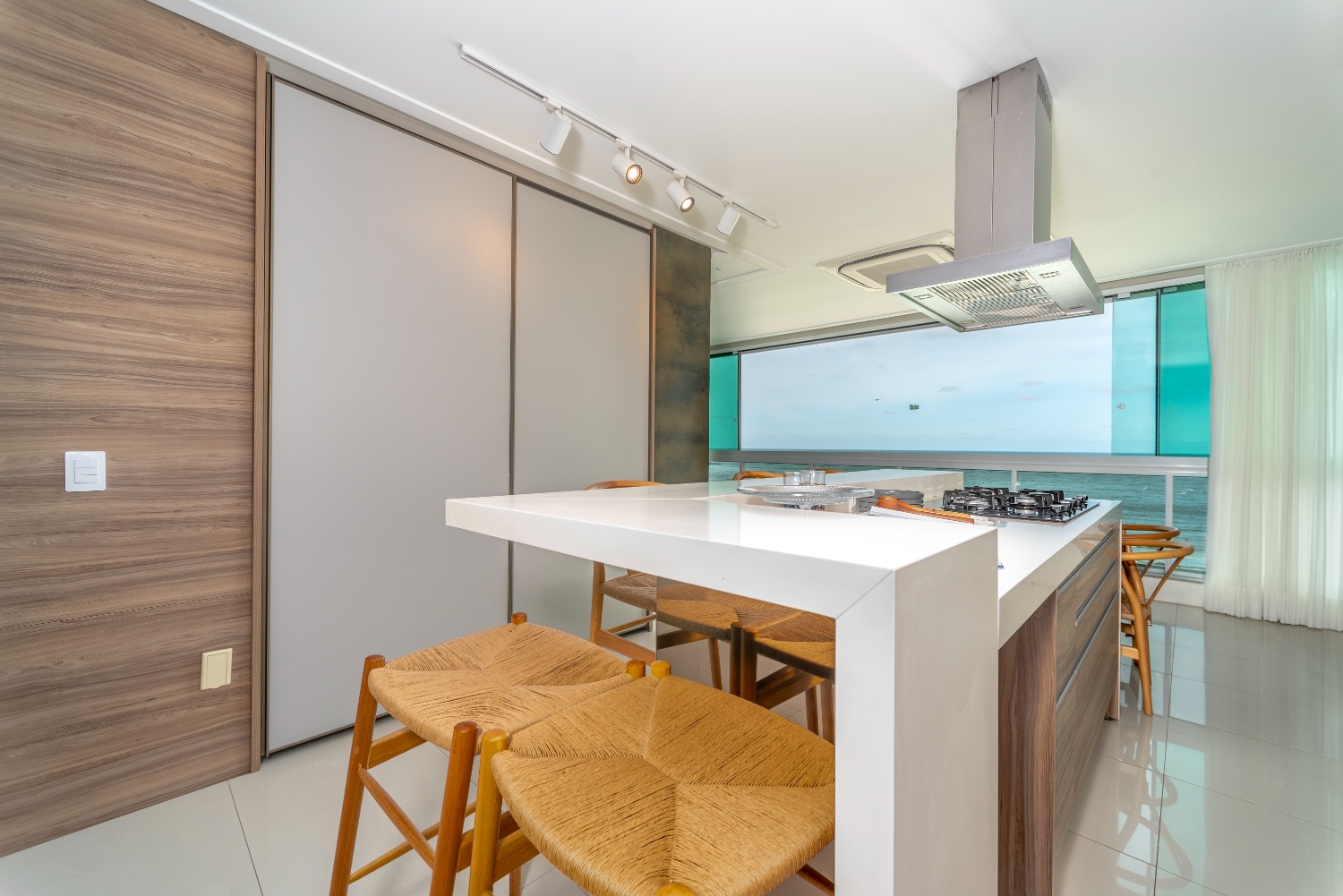 Apartamento no Edifício Metropolis em Balneário Camboriú - foto 7