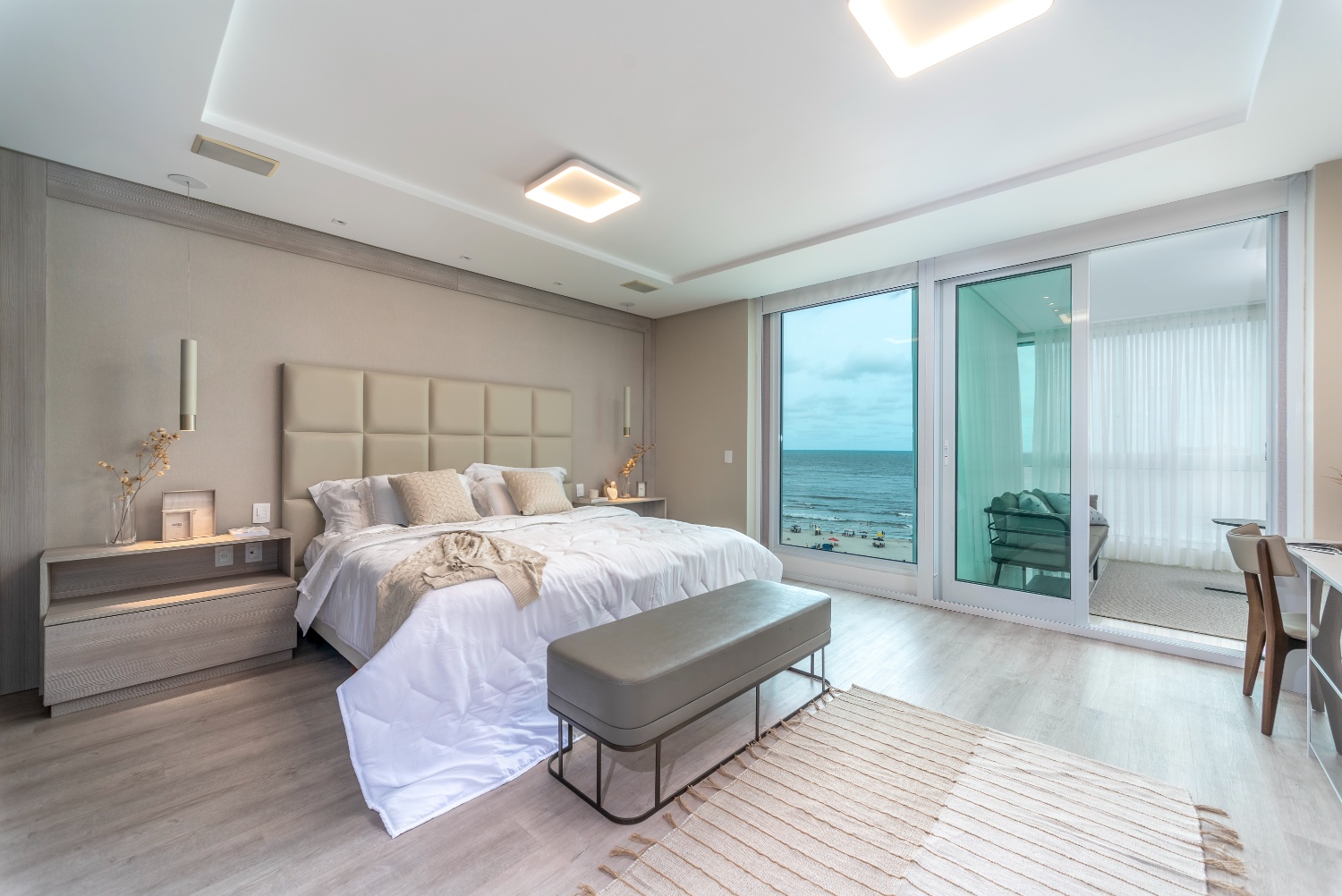 Apartamento no Edifício Metropolis em Balneário Camboriú - foto 12