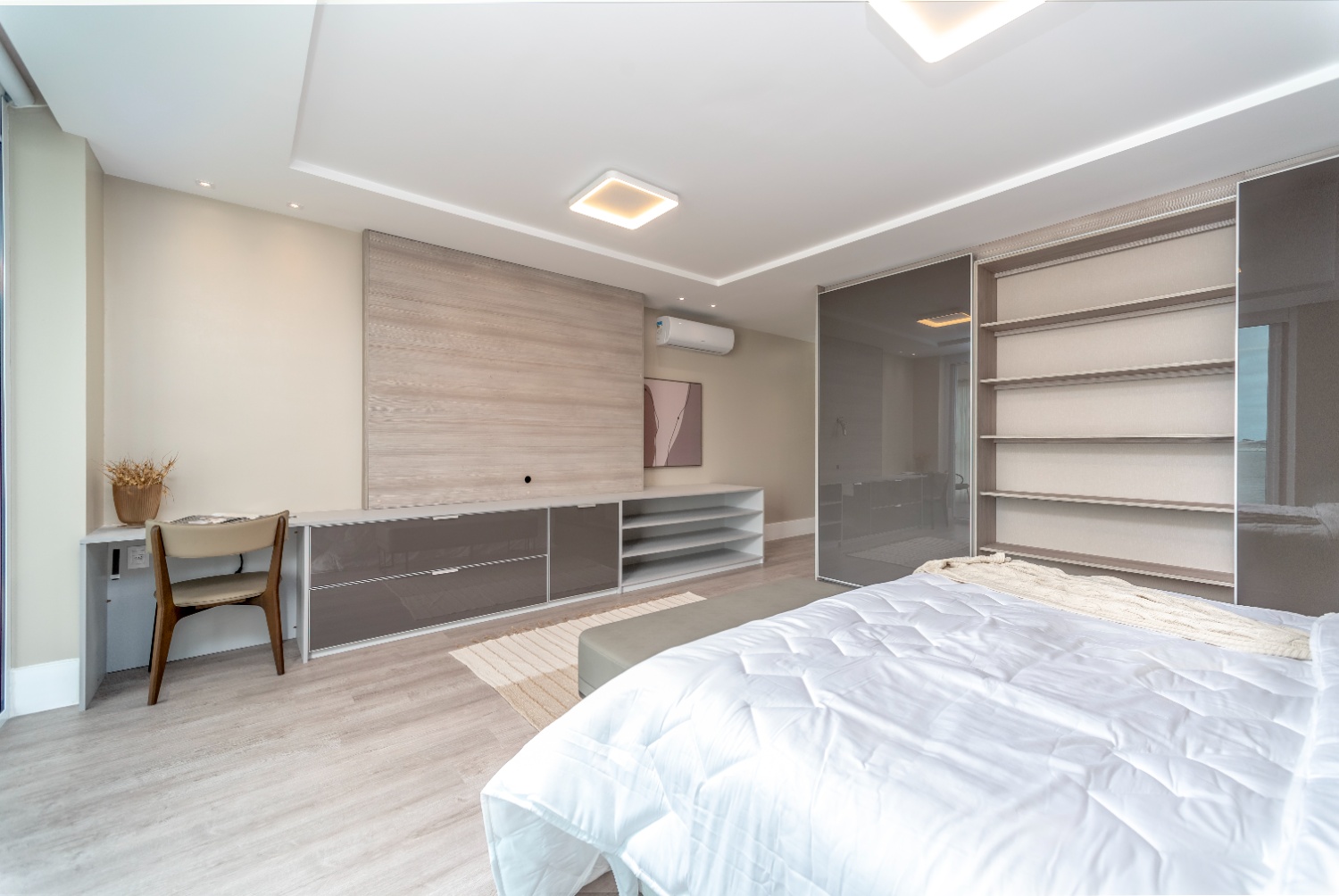 Apartamento no Edifício Metropolis em Balneário Camboriú - foto 14