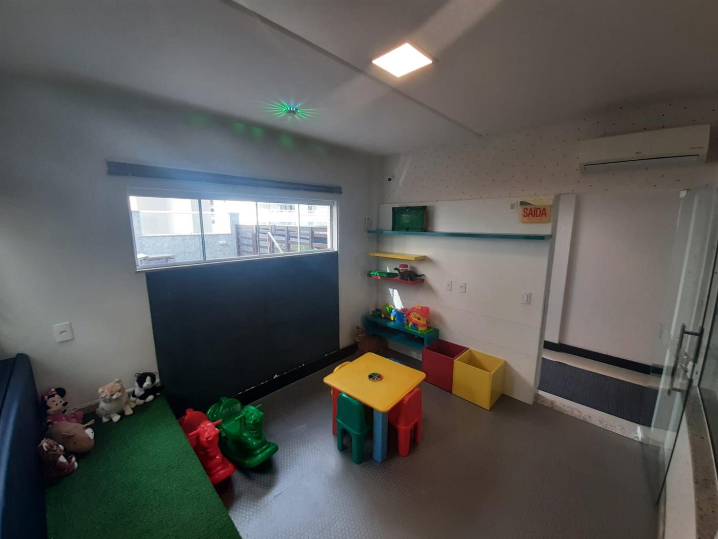 Apartamento no Edifício Rio Siena em Balneário Camboriú - foto 33