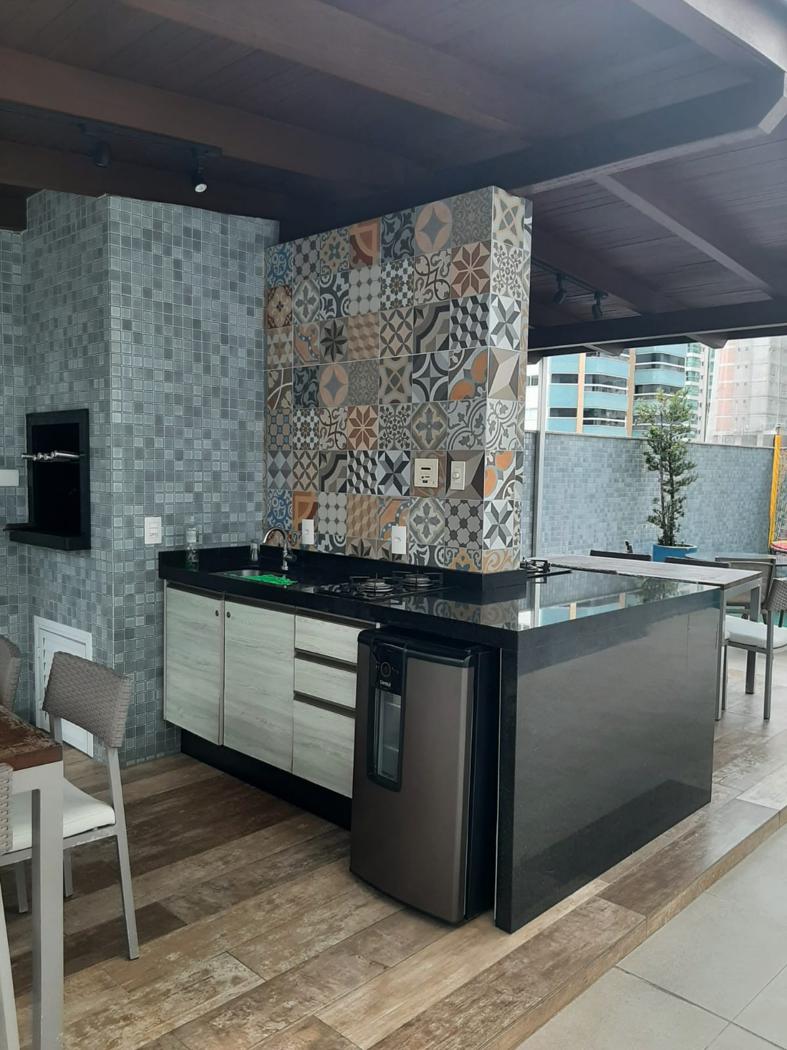 Apartamento no Edifício Rio Siena em Balneário Camboriú - foto 34