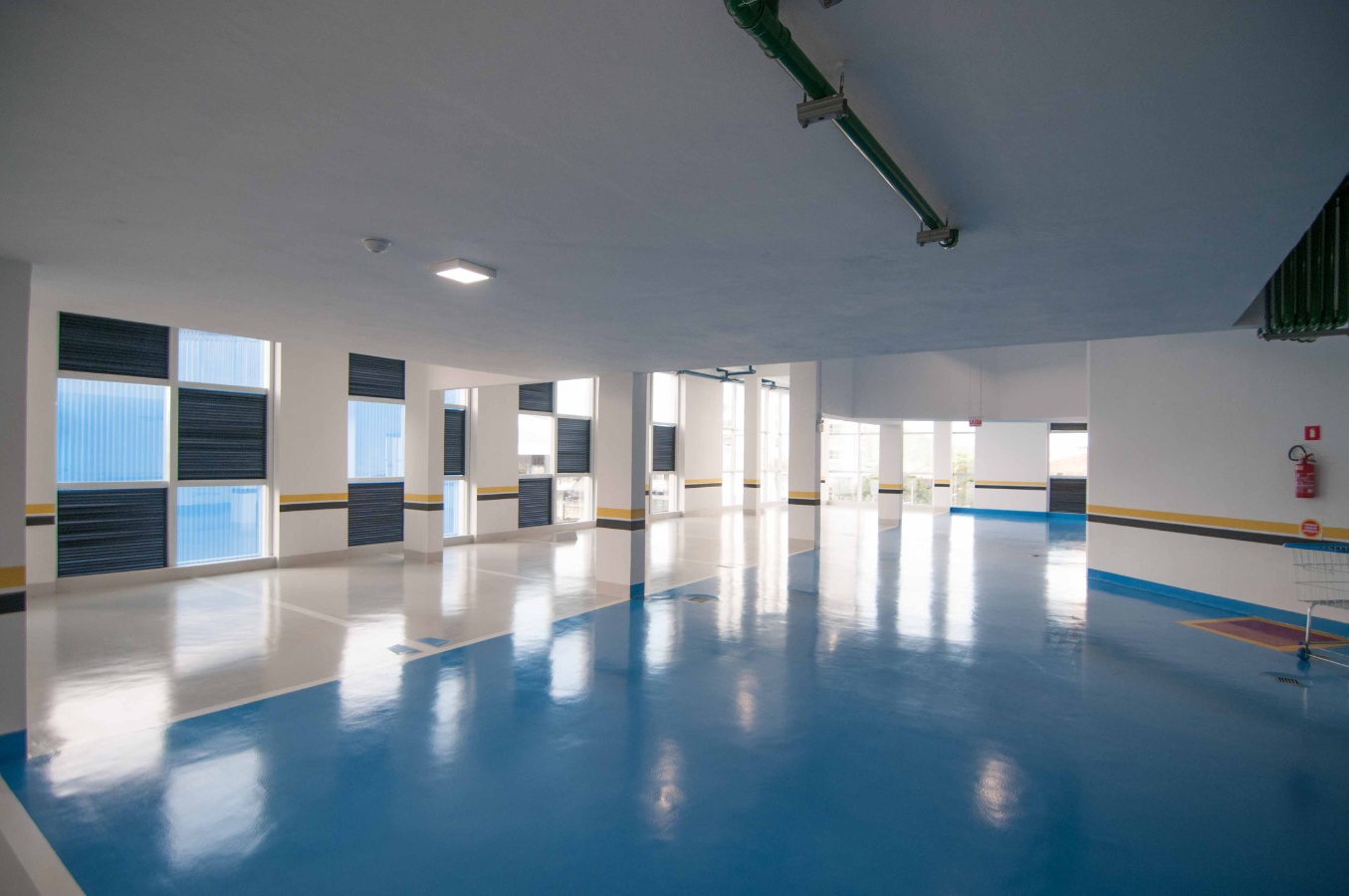 Apartamento no Ed.Via Marina na Barra Sul em Balneário Camboriú - foto 8