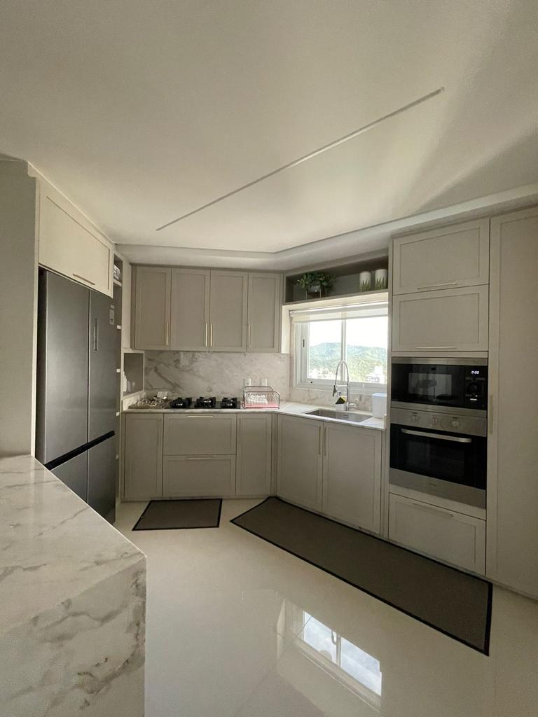 Apartamento no Ed Infinity Coast em Balneário Camboriú
