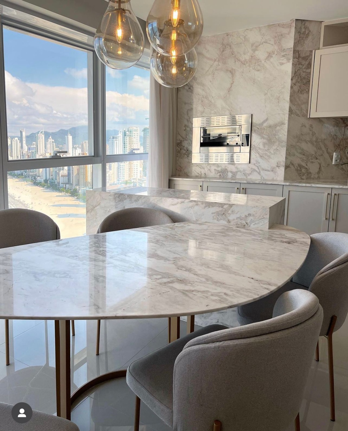 Apartamento no Ed Infinity Coast em Balneário Camboriú