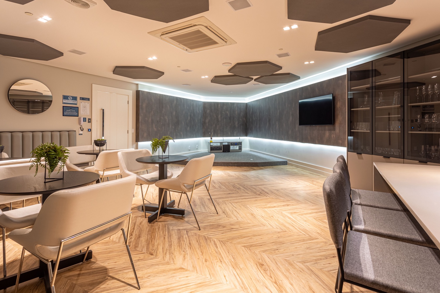Apartamento no Ed Infinity Coast em Balneário Camboriú - foto 42
