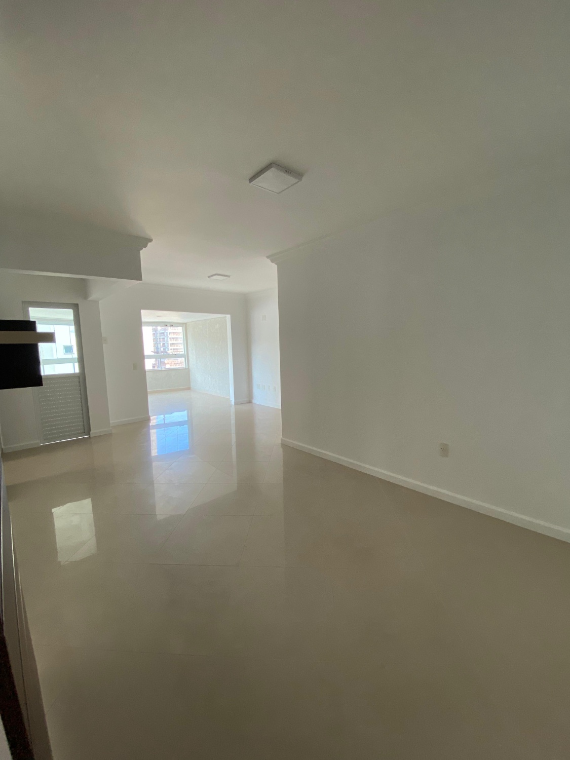 Apartamento no Edifício Le Blanc em Balneário Camboriú - foto 3