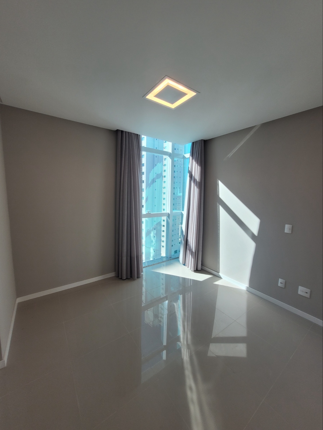 Apartamento no Edifício Carmel Vista Alta em Balneário Camboriú - foto 6