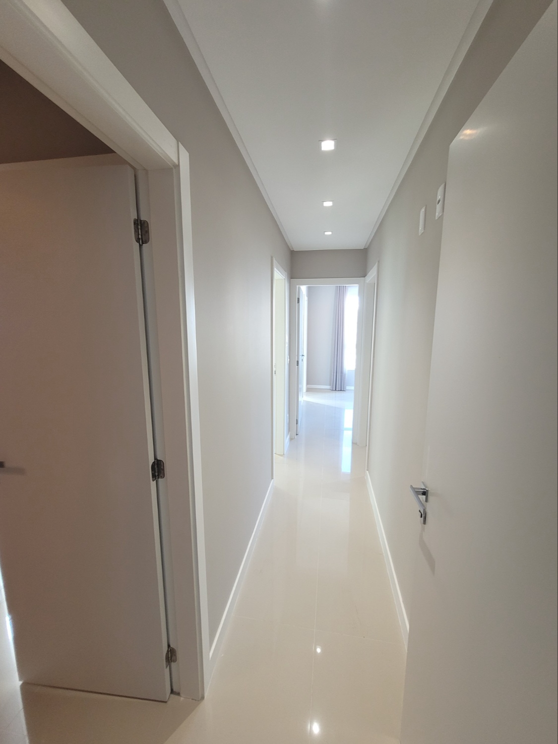 Apartamento no Edifício Carmel Vista Alta em Balneário Camboriú - foto 7