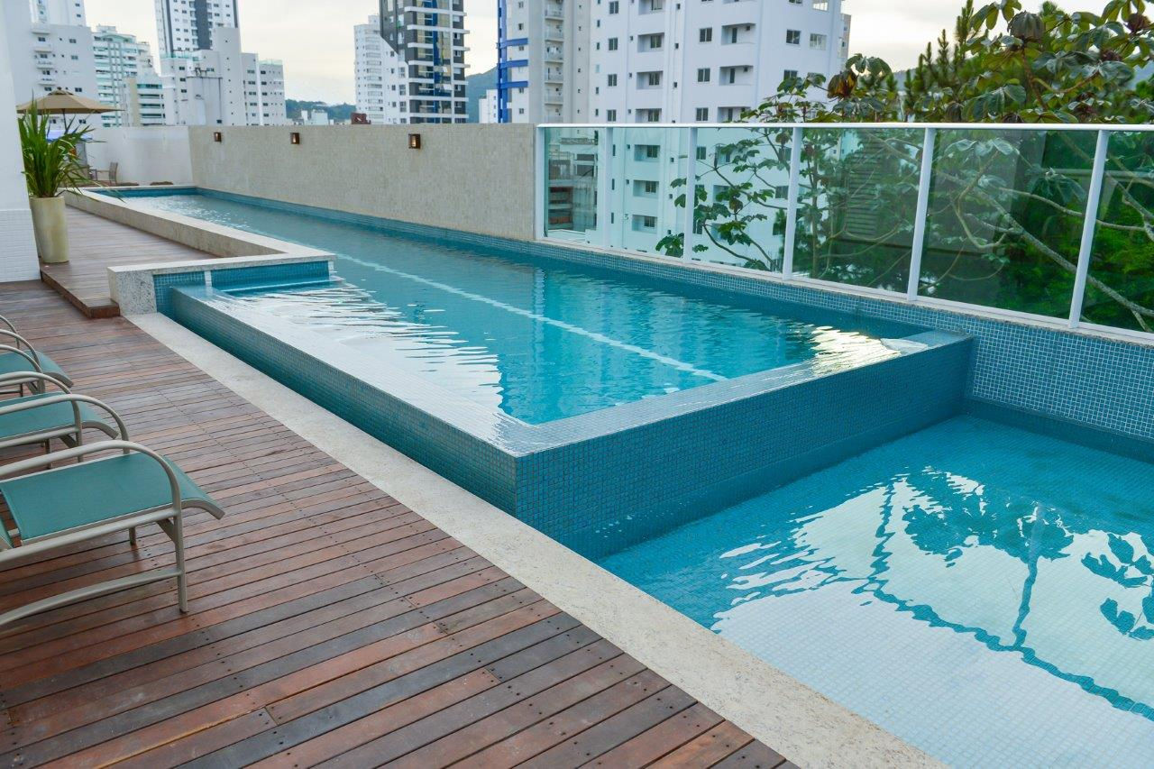 Apartamento no Edifício Carmel Vista Alta em Balneário Camboriú - foto 18