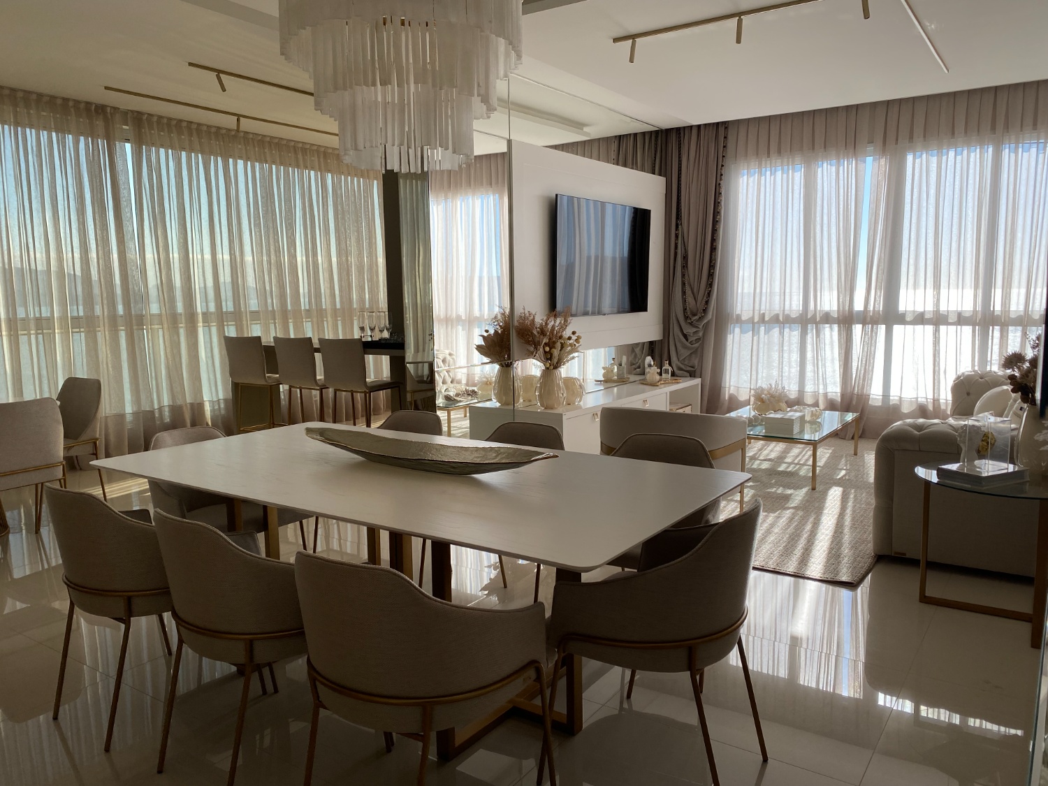 Apartamento no Edifício Cambirela Residence em Itapema - foto 8