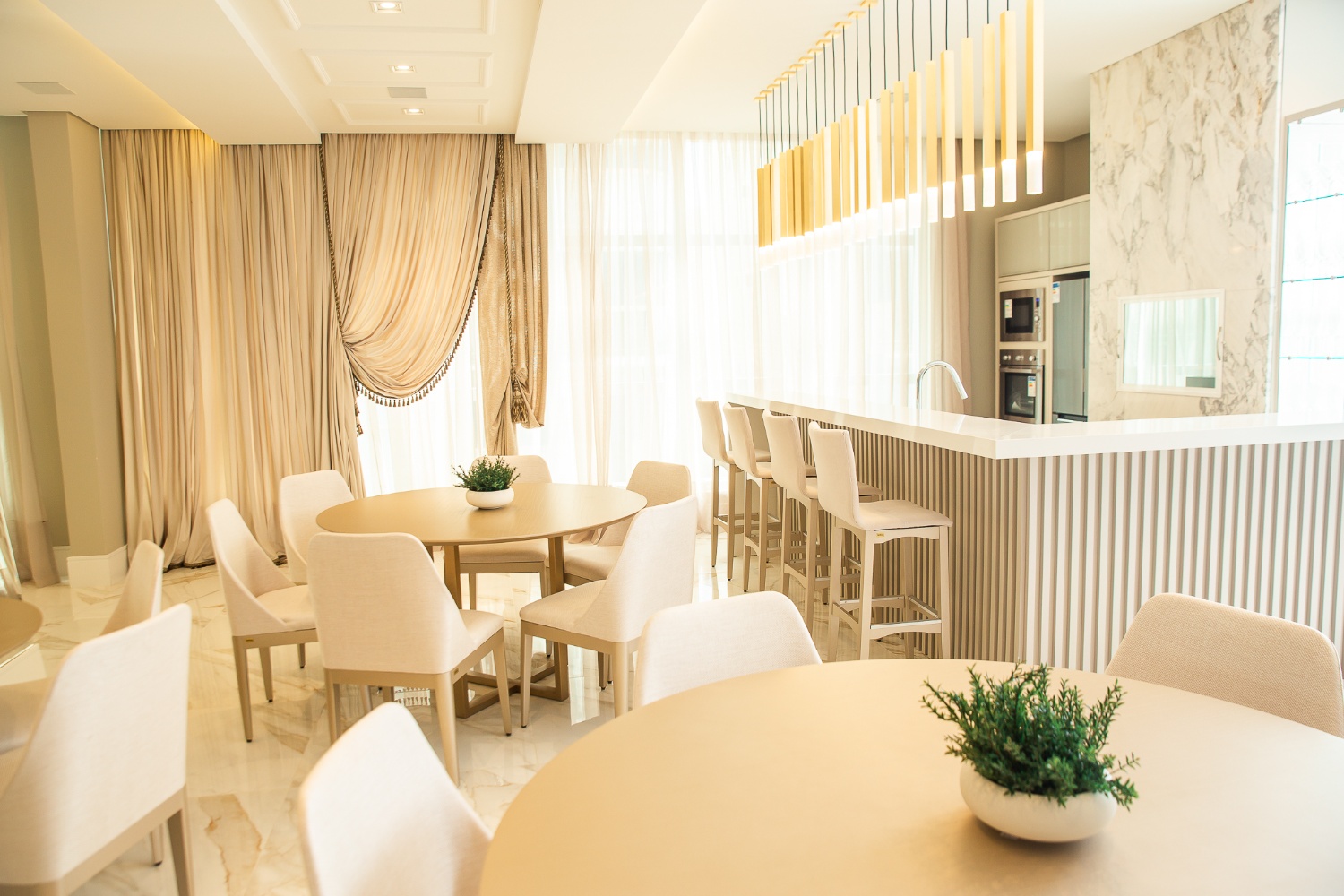 Apartamento no Edifício Cambirela Residence em Itapema - foto 38