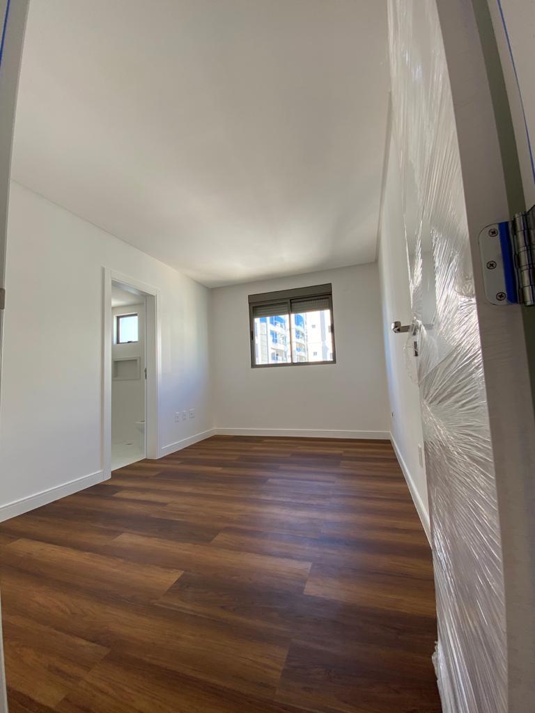 Apartamento no Beach Village em Itapema - foto 5