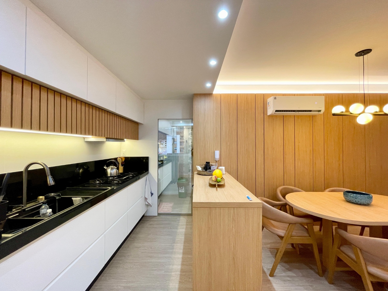 Apartamento no Edifício Cajamarca em Balneário Camboriú - foto 6