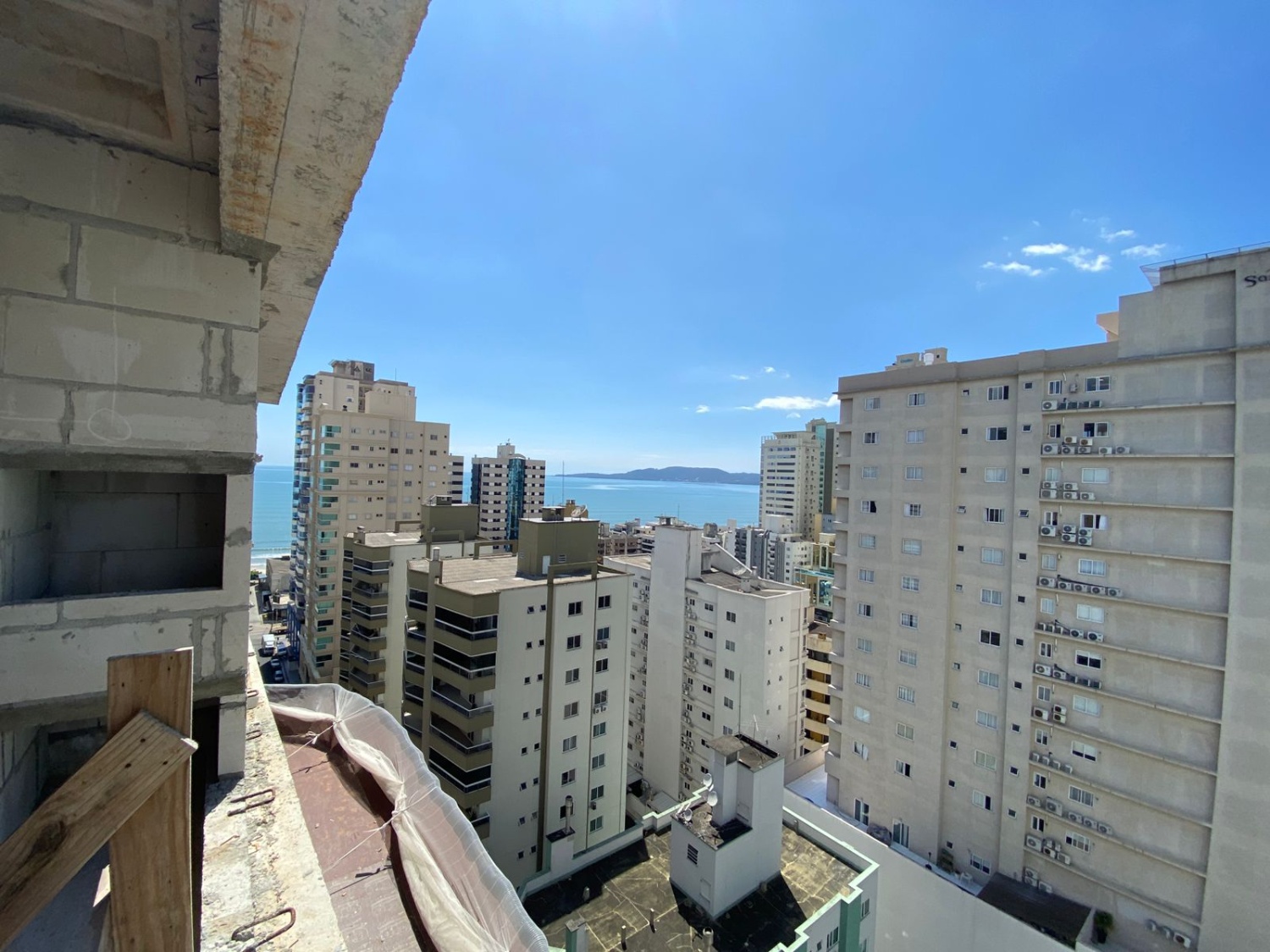Apartamento no Edifício Izas Home em Itapema - foto 14