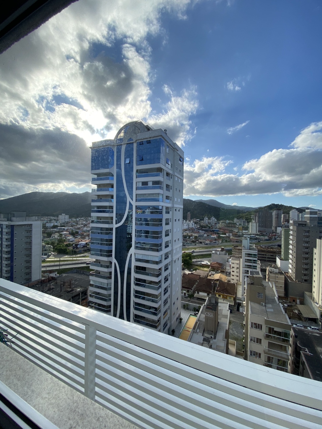 Apartamento no Edifício Mônaco em Itapema - foto 3