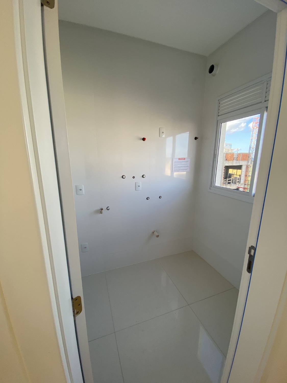 Apartamento no Edifício Mônaco em Itapema - foto 16