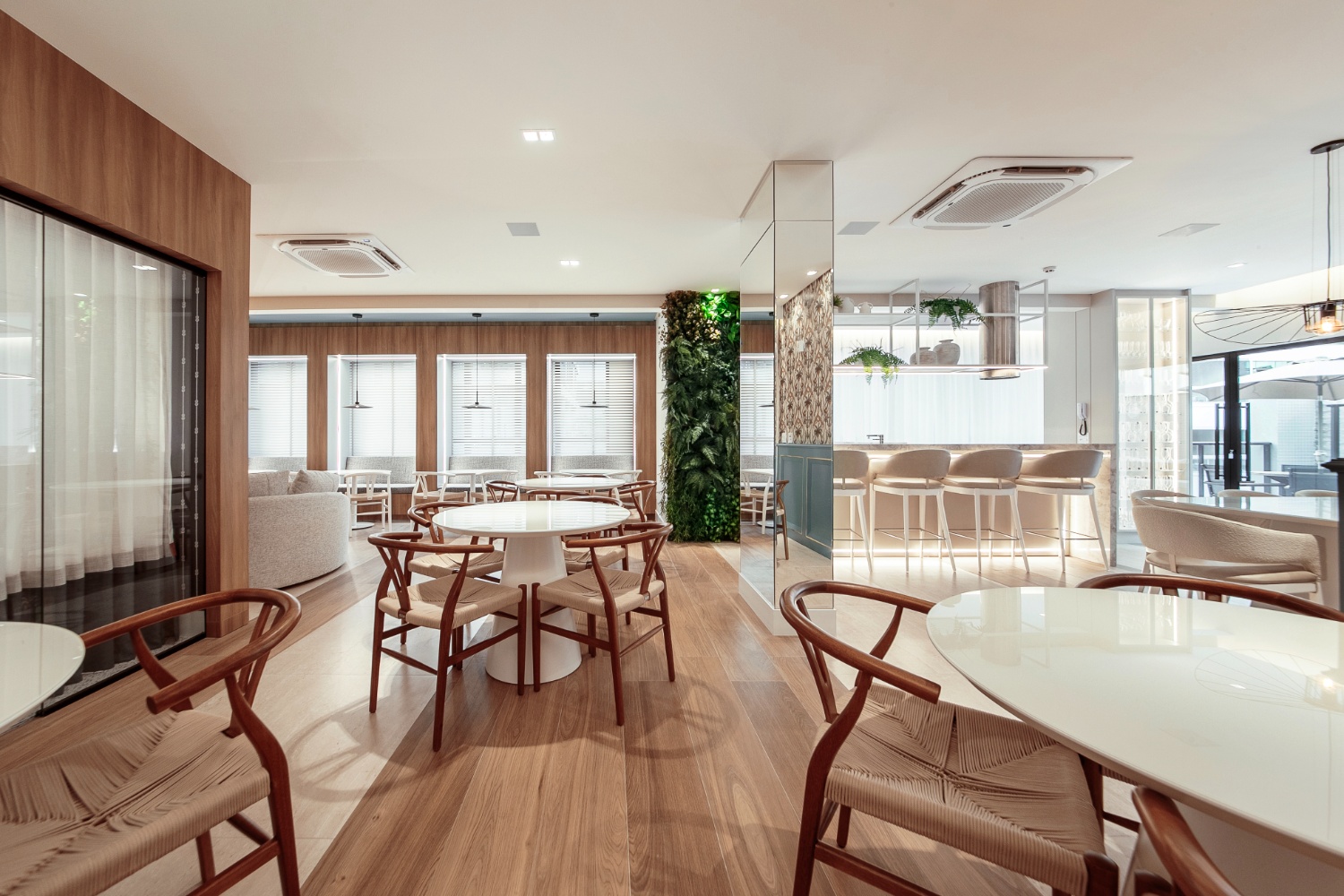 Apartamento no Edifício Dover Mountain em Itapema - foto 20