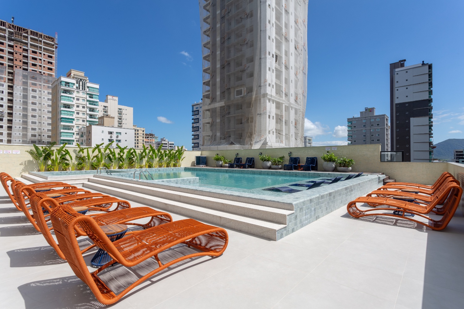 Apartamento no Edifício Dom Benedito em Itapema - foto 14